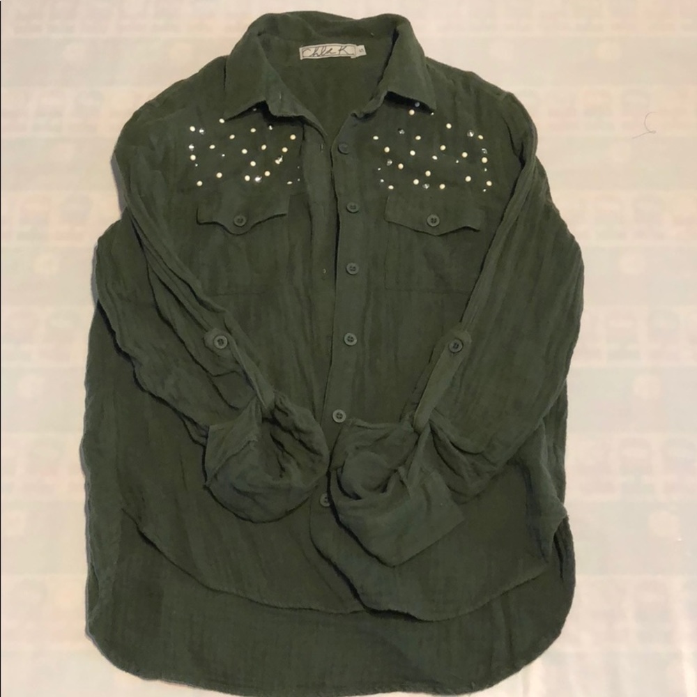 Stylish and comfy green button up